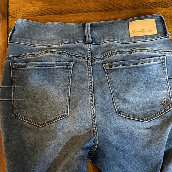 Seven7 Women's High Rise Curvey Jeggings - Picture 6 of 8